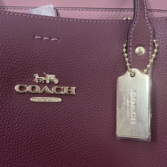 COACH Town Tote - Picture 2 of 6